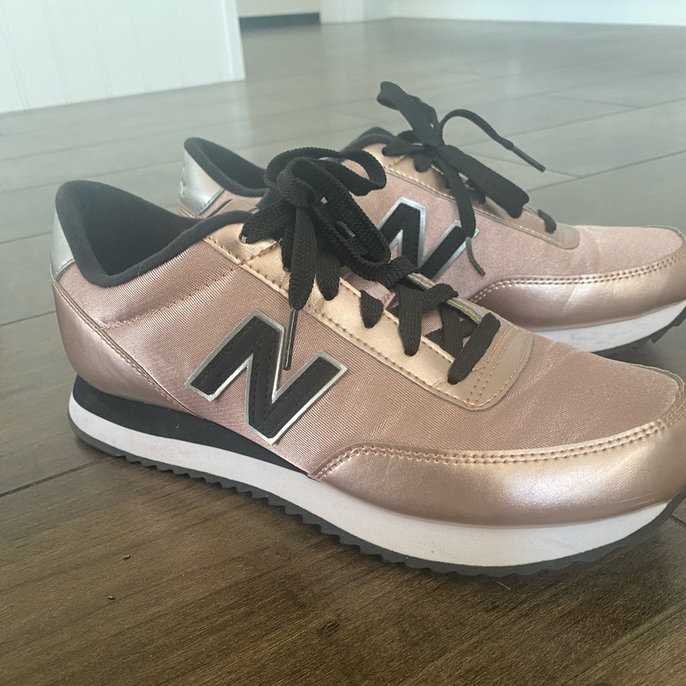 Brand New-Gorgeous 501 New Balance RoseGold shoes
